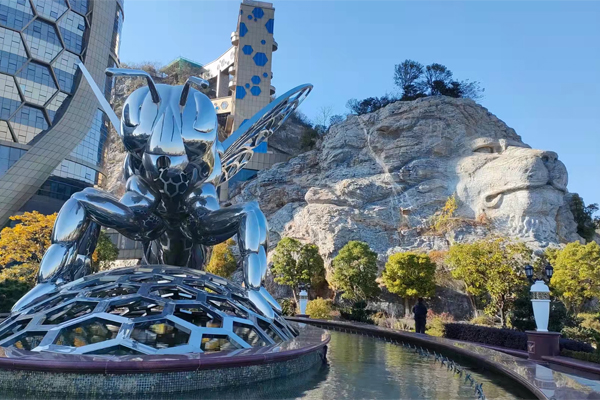 �ҵ�һ��(g��)���V�ĵ��������S�Ҹ������ױ��CƷ�|(zh��)��