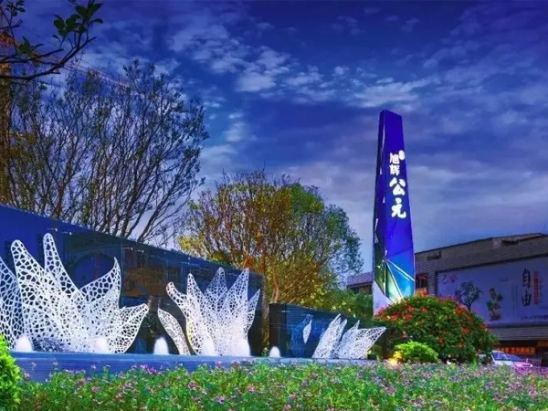 ���P䓵��������������񱤉�һ����ʲô�ɫ��